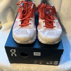 On cloud cloudflow sneakers in rust/rose